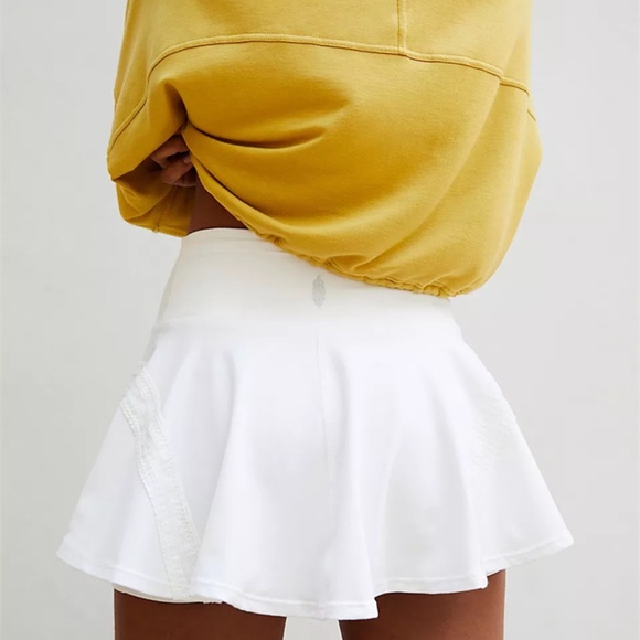 Free People Pleats And Thank You Skort White Size M NWT - Picture 2 of 5